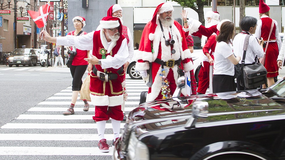 クリスマス前にやって来た「公認」サンタクロースの1日に密着！ | 【公式】江崎グリコ(Glico)